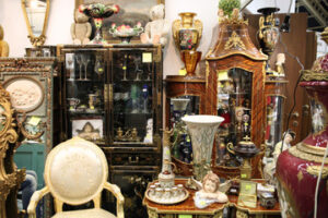 antique dealers
